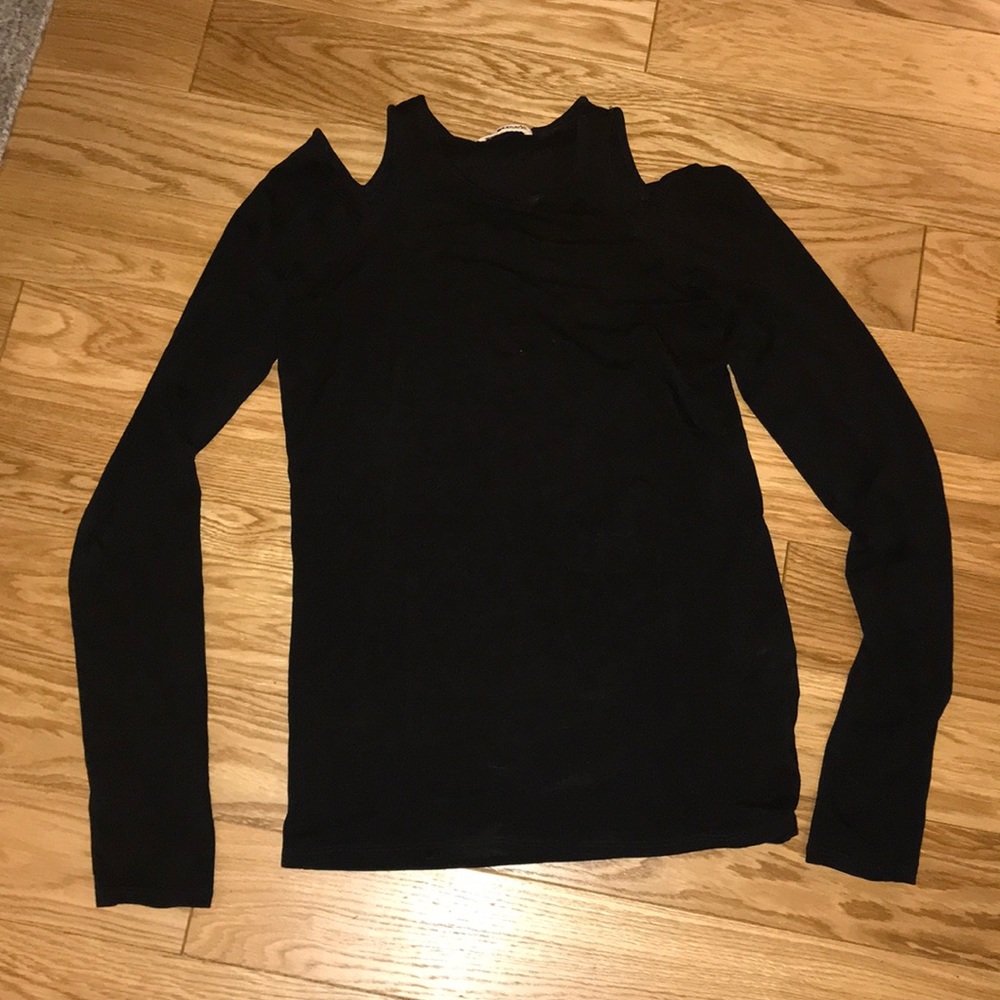 Made cold shoulder long sleeve slim fit top